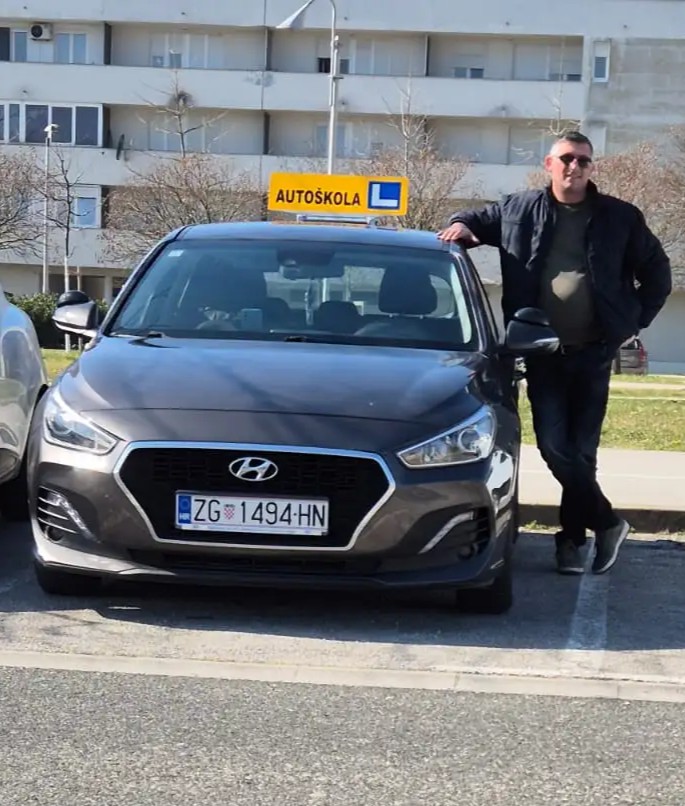 Naš instruktor Ivica Kaurinović